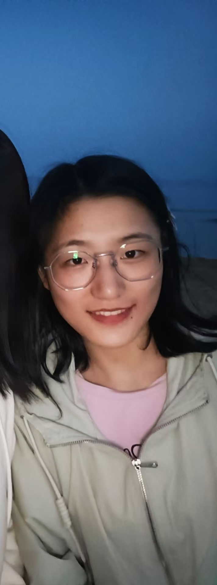 杨敏行